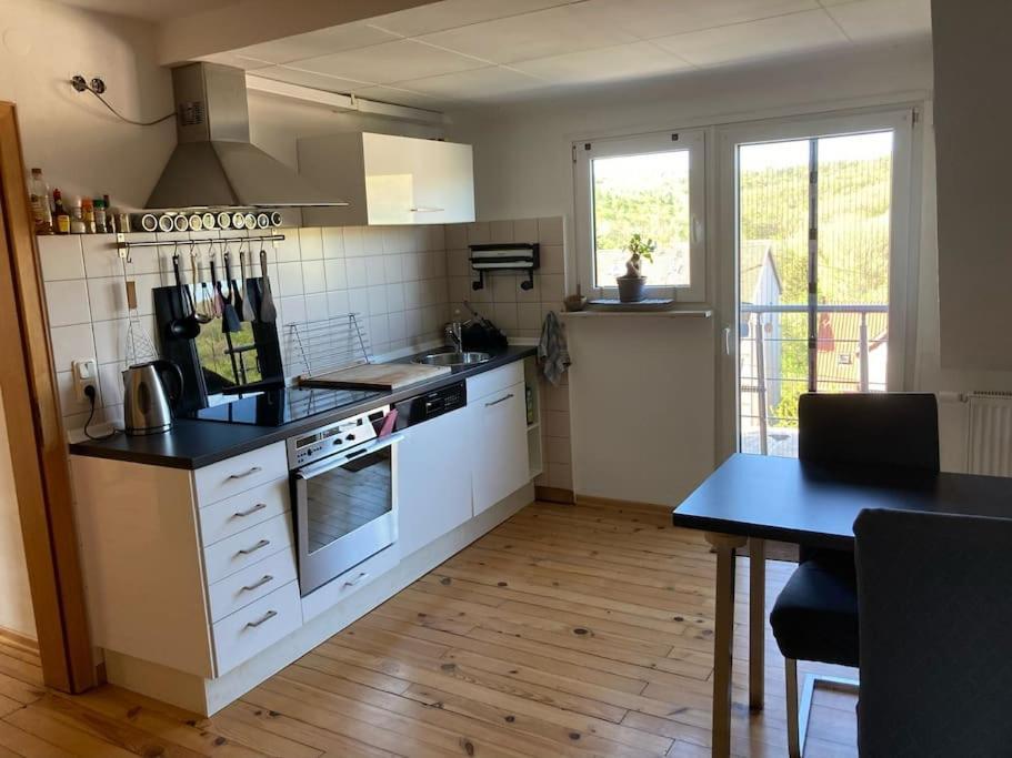 Sonnige Etagen-Wohnung, Alleinige Nutzung, Wasserbett Neunkirchen  Dış mekan fotoğraf