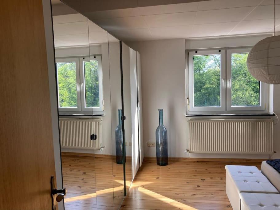 Sonnige Etagen-Wohnung, Alleinige Nutzung, Wasserbett Neunkirchen  Dış mekan fotoğraf
