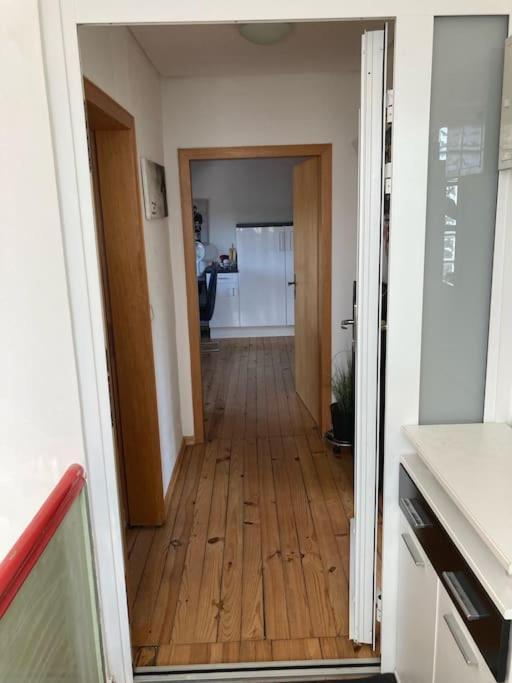 Sonnige Etagen-Wohnung, Alleinige Nutzung, Wasserbett Neunkirchen  Dış mekan fotoğraf